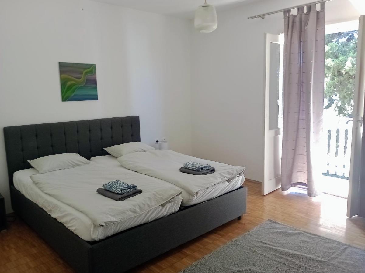 Apartment Brcic Biograd Na Moru Luaran gambar