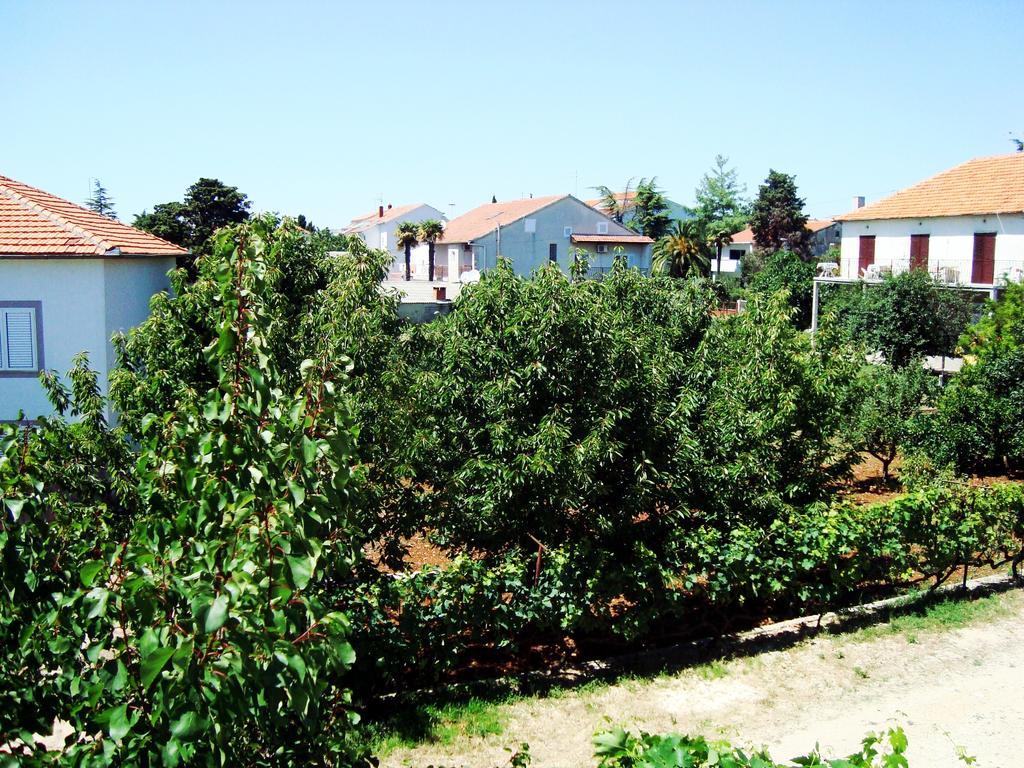Apartment Brcic Biograd Na Moru Luaran gambar